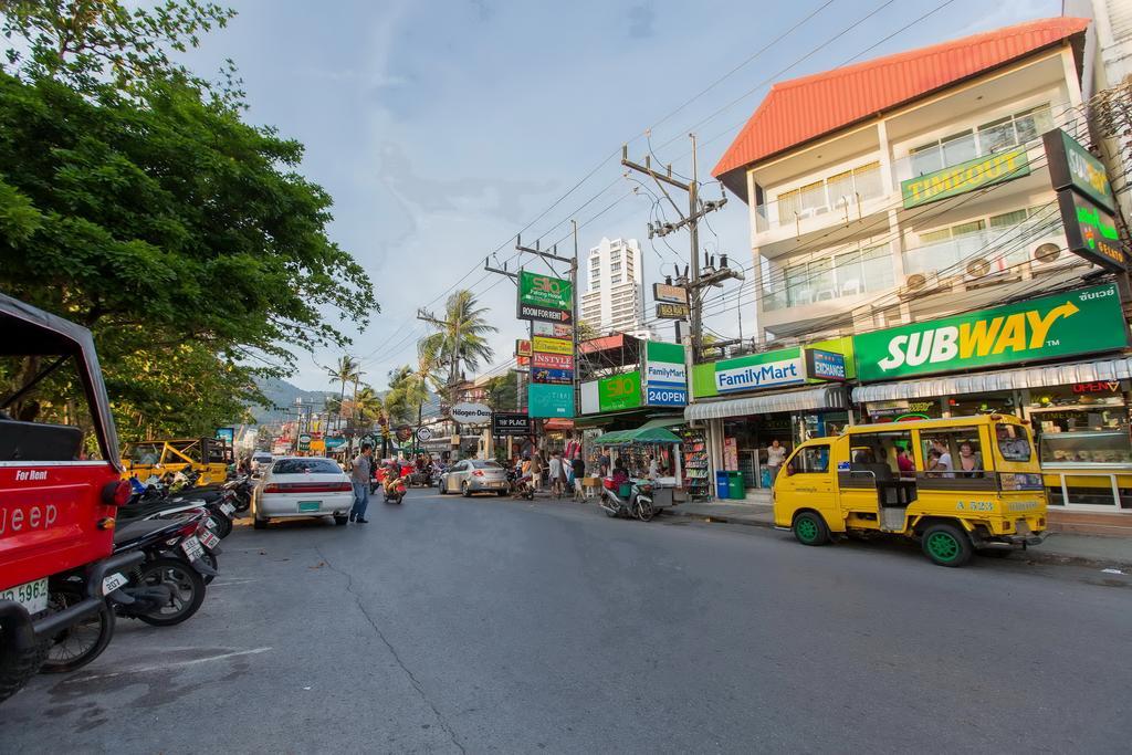 Time Out Hotel Beachfront Patong Exterior foto